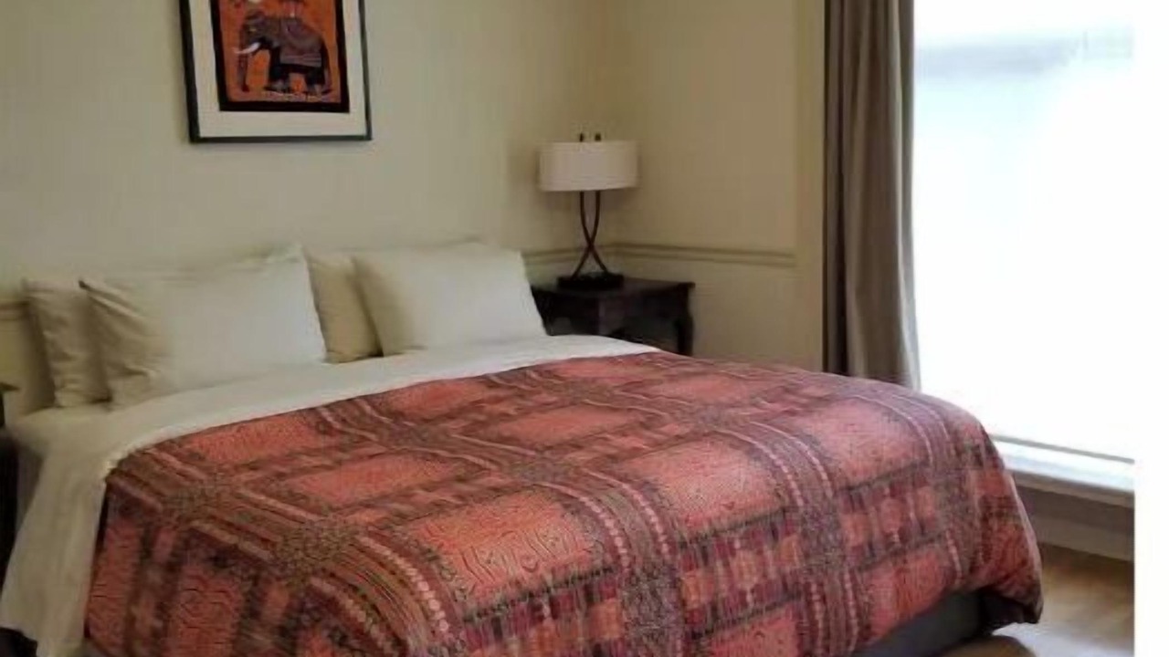 Photo of Bedroom in Near West Side