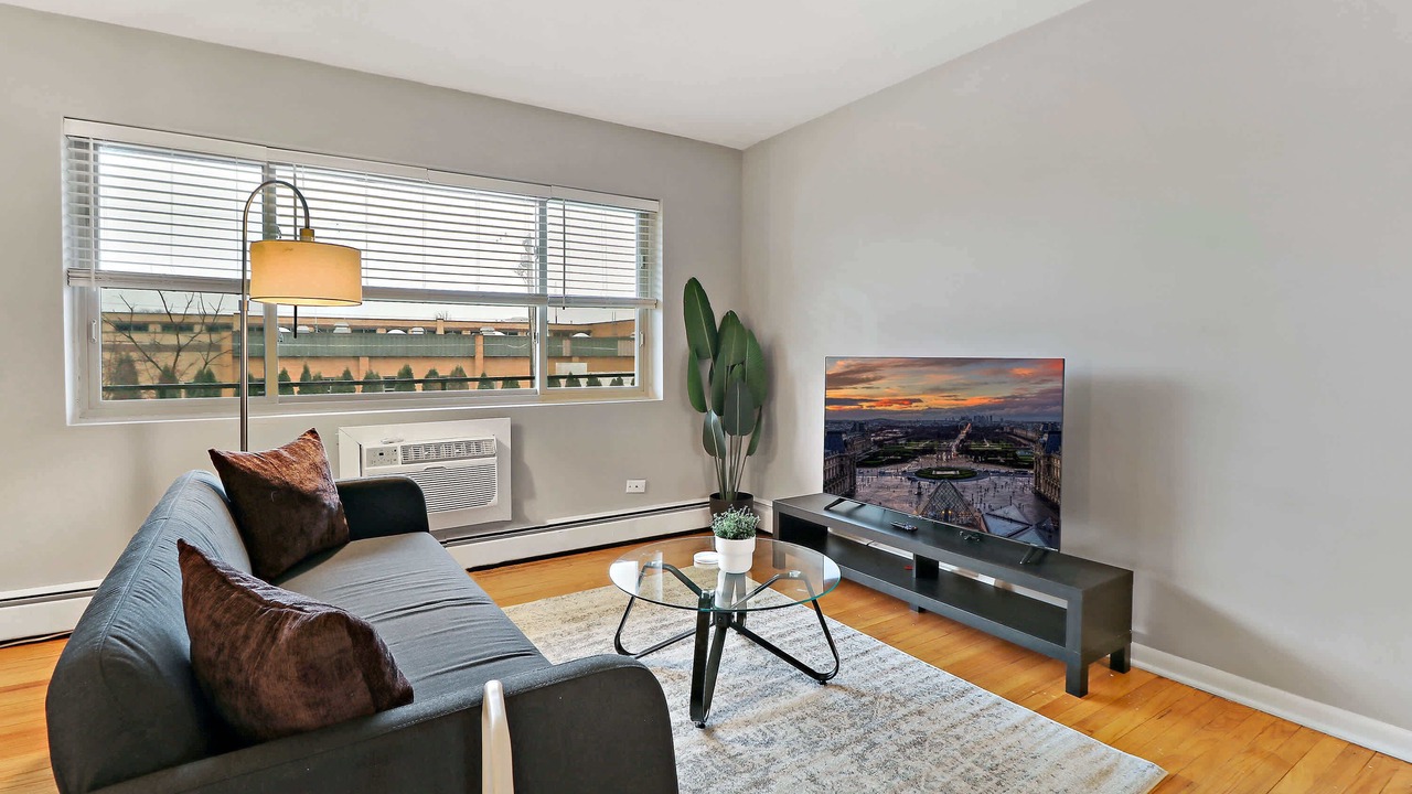 Photo of Livingroom in Arlington Heights