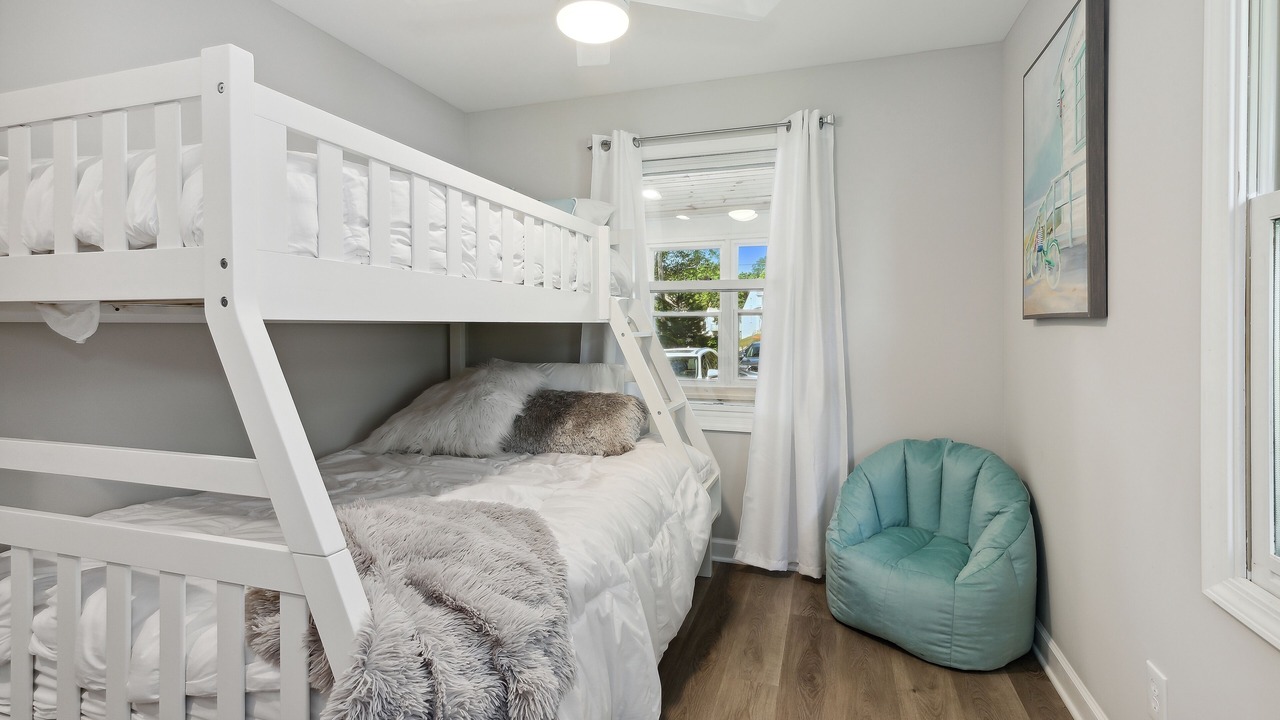 Photo of Bedroom in Fox Lake