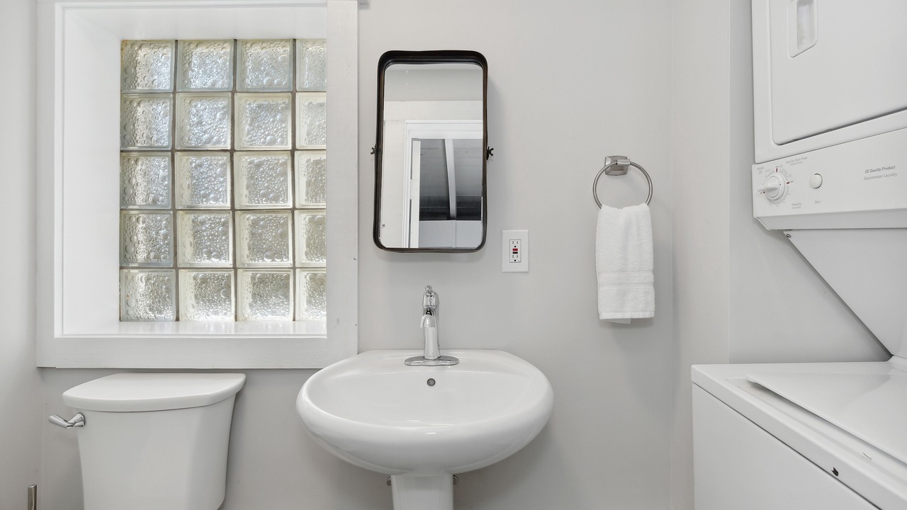 Photo of Bathroom in Fox Lake