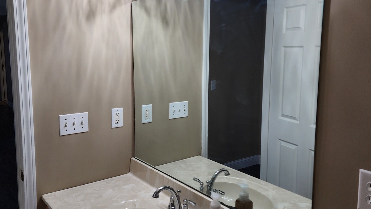 Photo of Bathroom in Carterville
