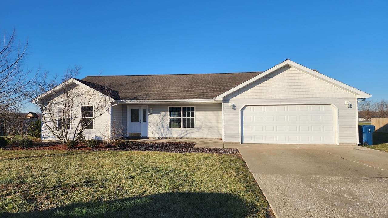 Photo of Outdoor in Carterville