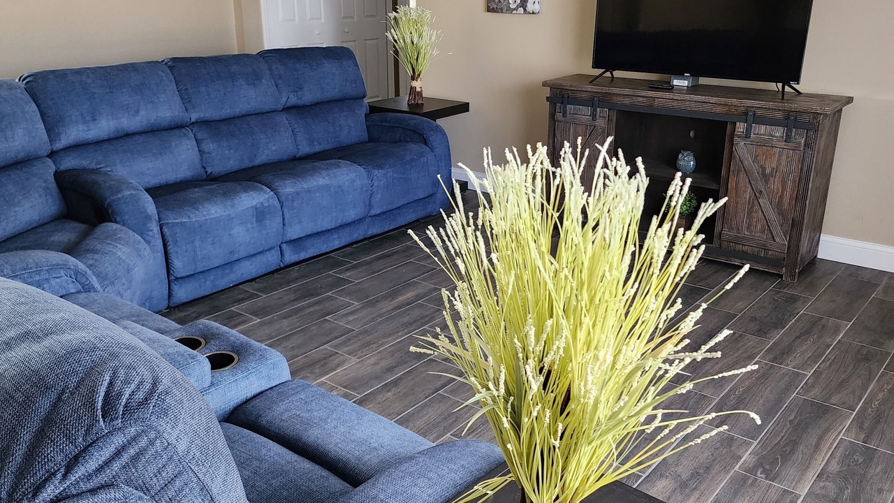 Photo of Livingroom in Carterville
