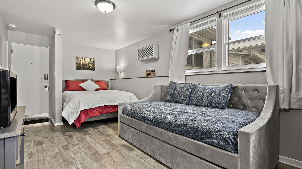 Photo of Bedroom in Aurora