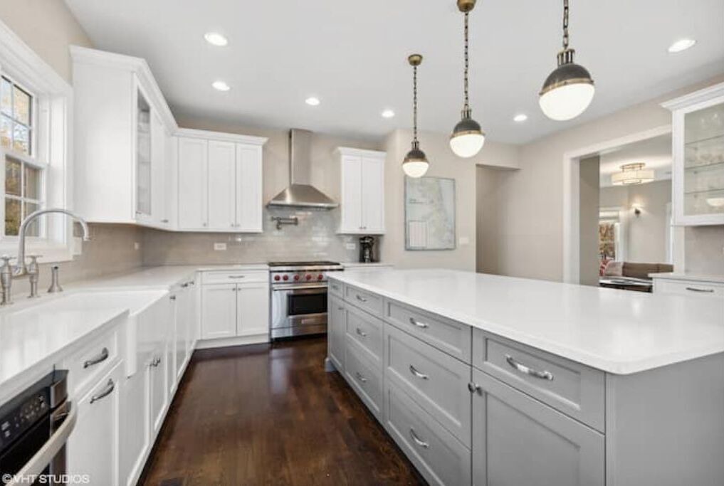 Photo of Kitchen in Edgewater Beach