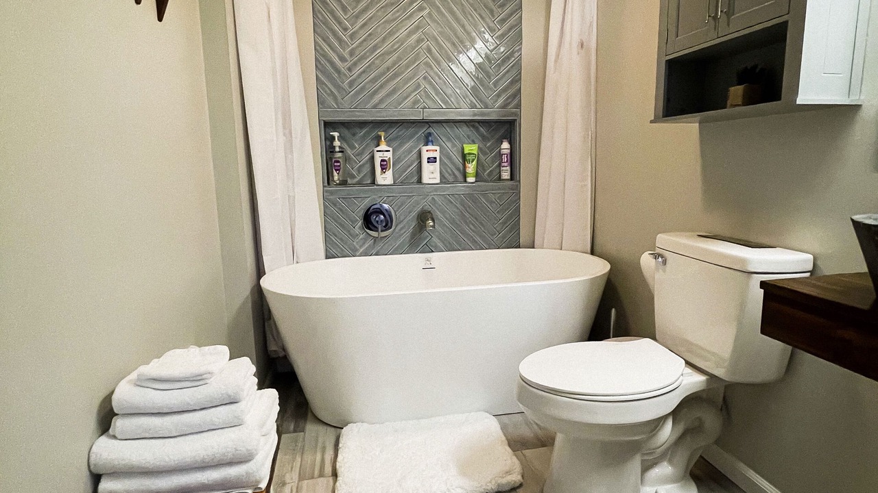 Photo of Bathroom in Adrian