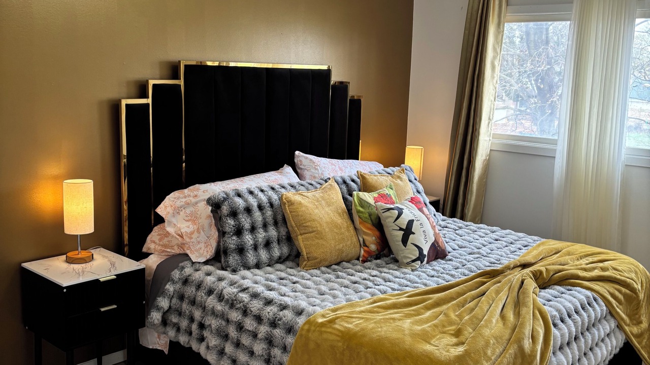 Photo of Bedroom in Wood Dale