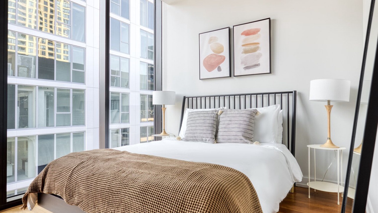 Photo of Bedroom in Near North Side