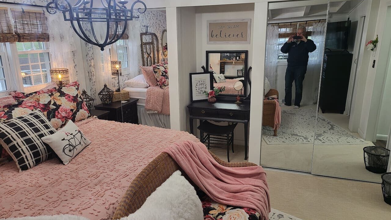 Photo of Bedroom in Effingham