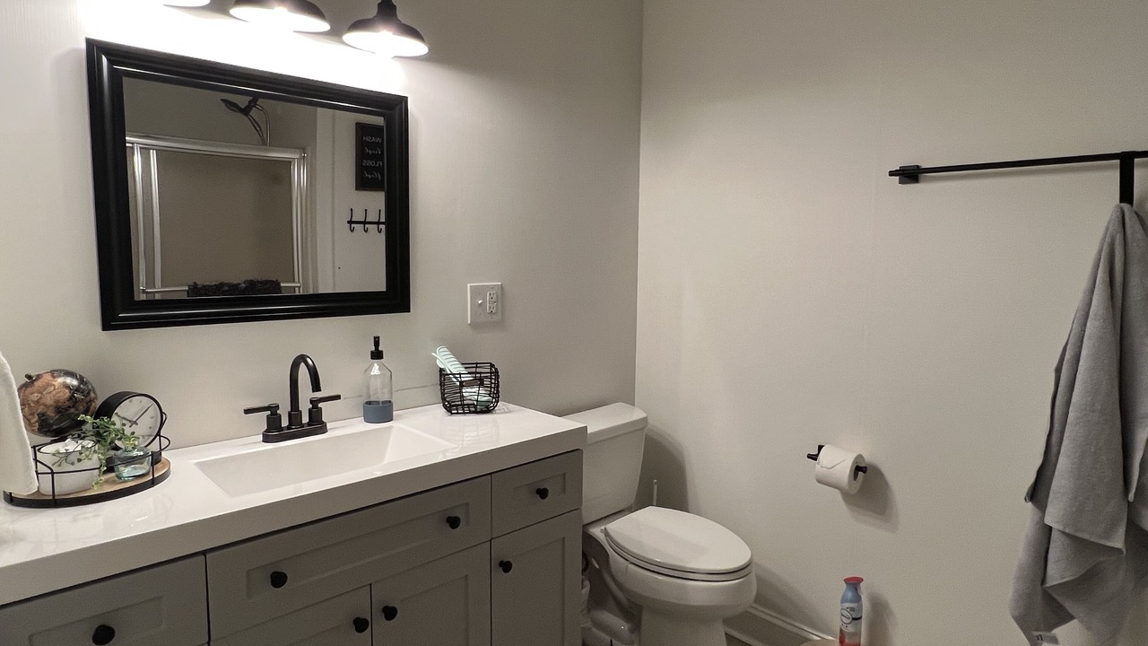 Photo of Bathroom in Herod
