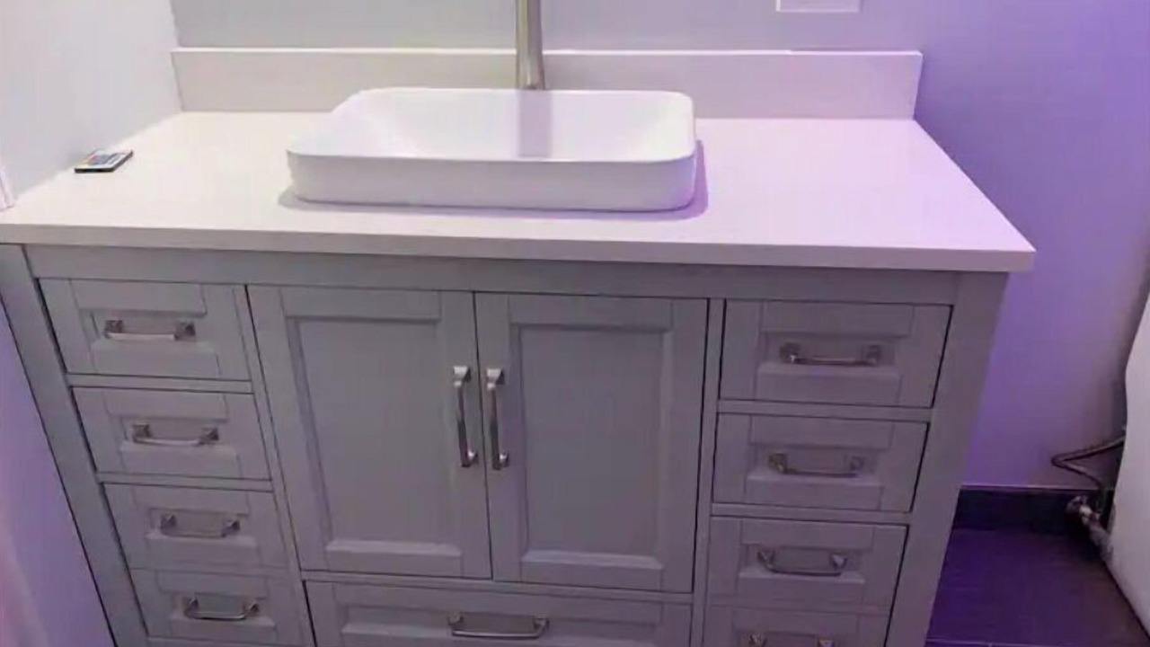 Photo of Bathroom in Des Plaines