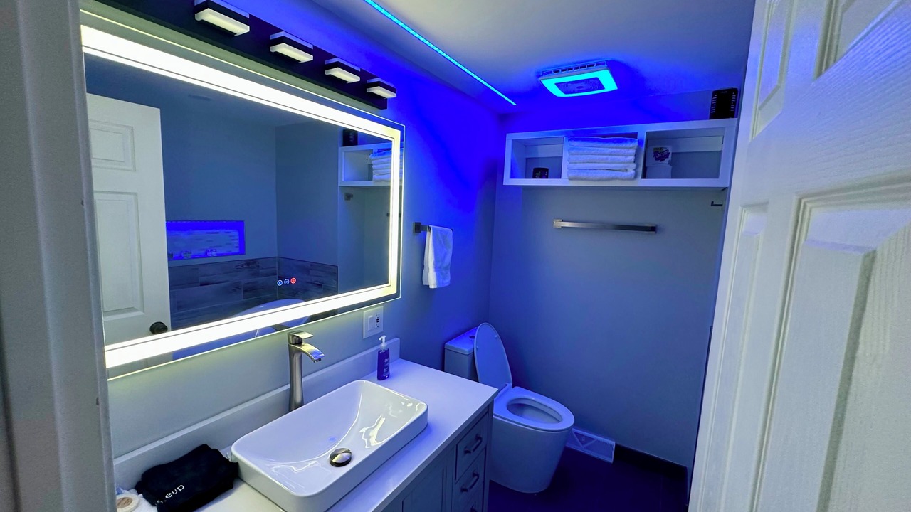 Photo of Bathroom in Des Plaines