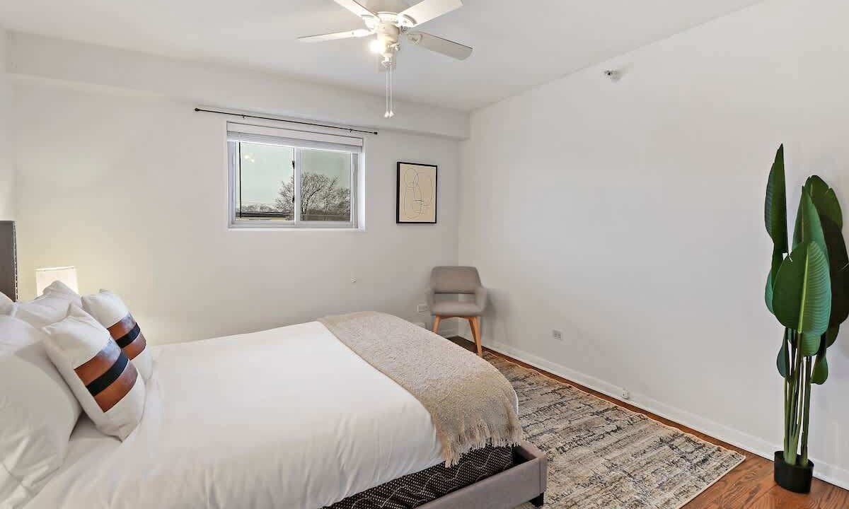 Photo of Bedroom in Arlington Heights