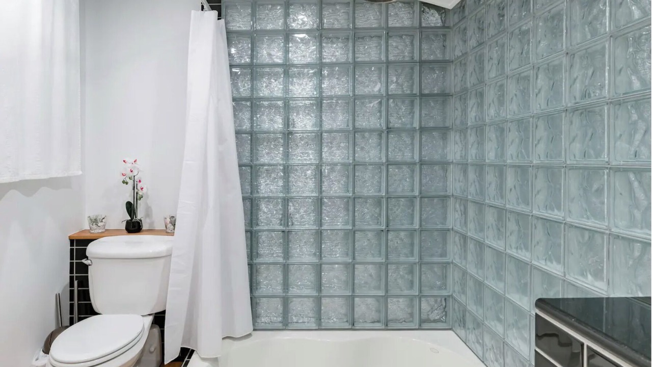 Photo of Bathroom in West Loop