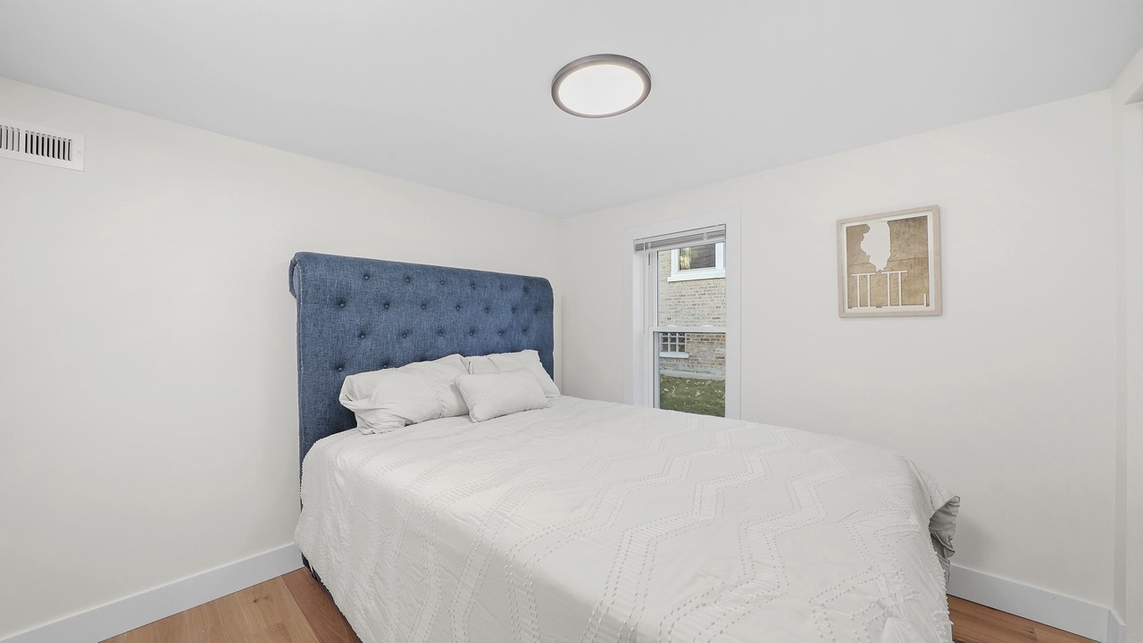 Photo of Bedroom in Forest Park