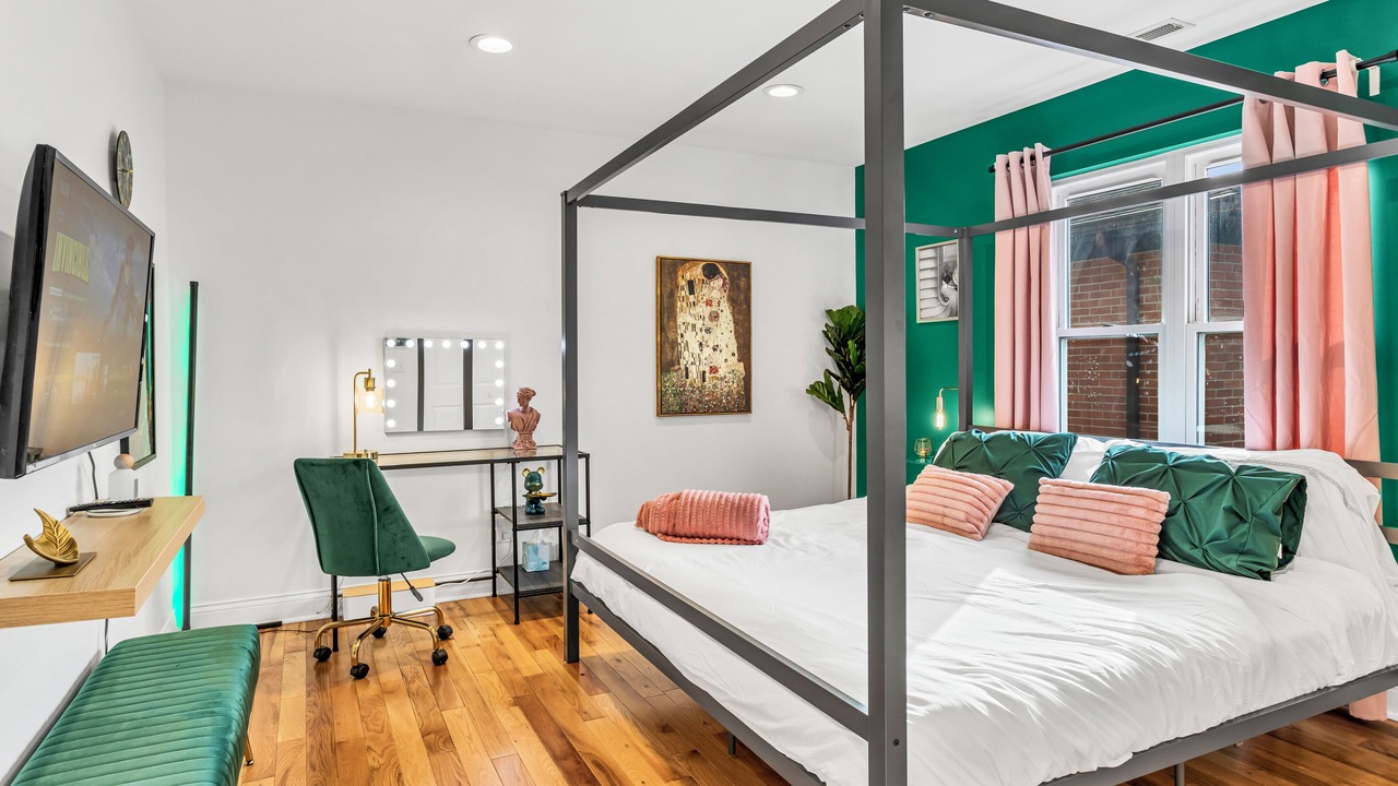 Photo of Bedroom in Chicago