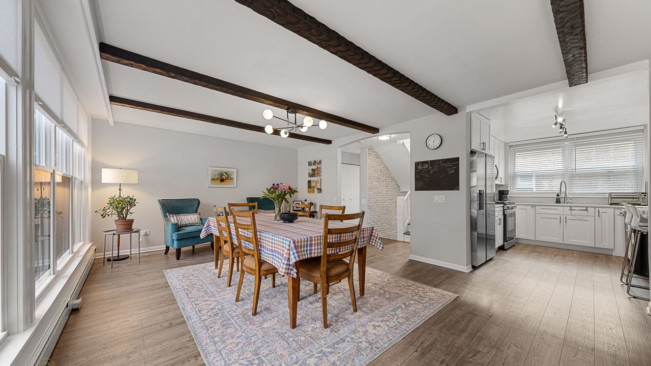 Photo of Bedroom in Budlong Woods