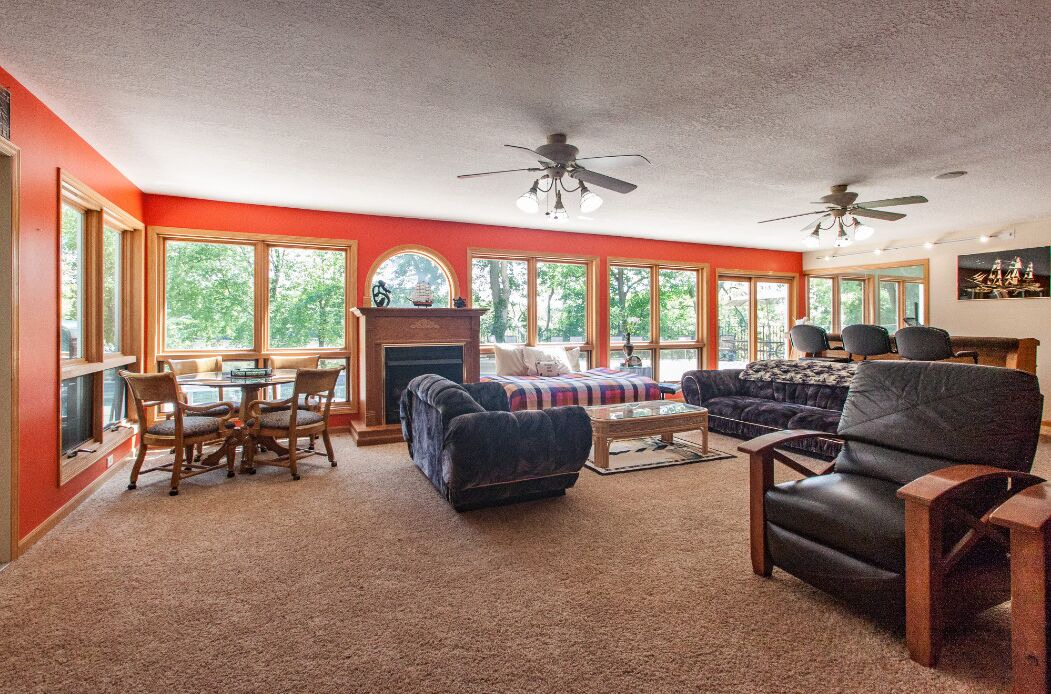 Photo of Livingroom in East Moline