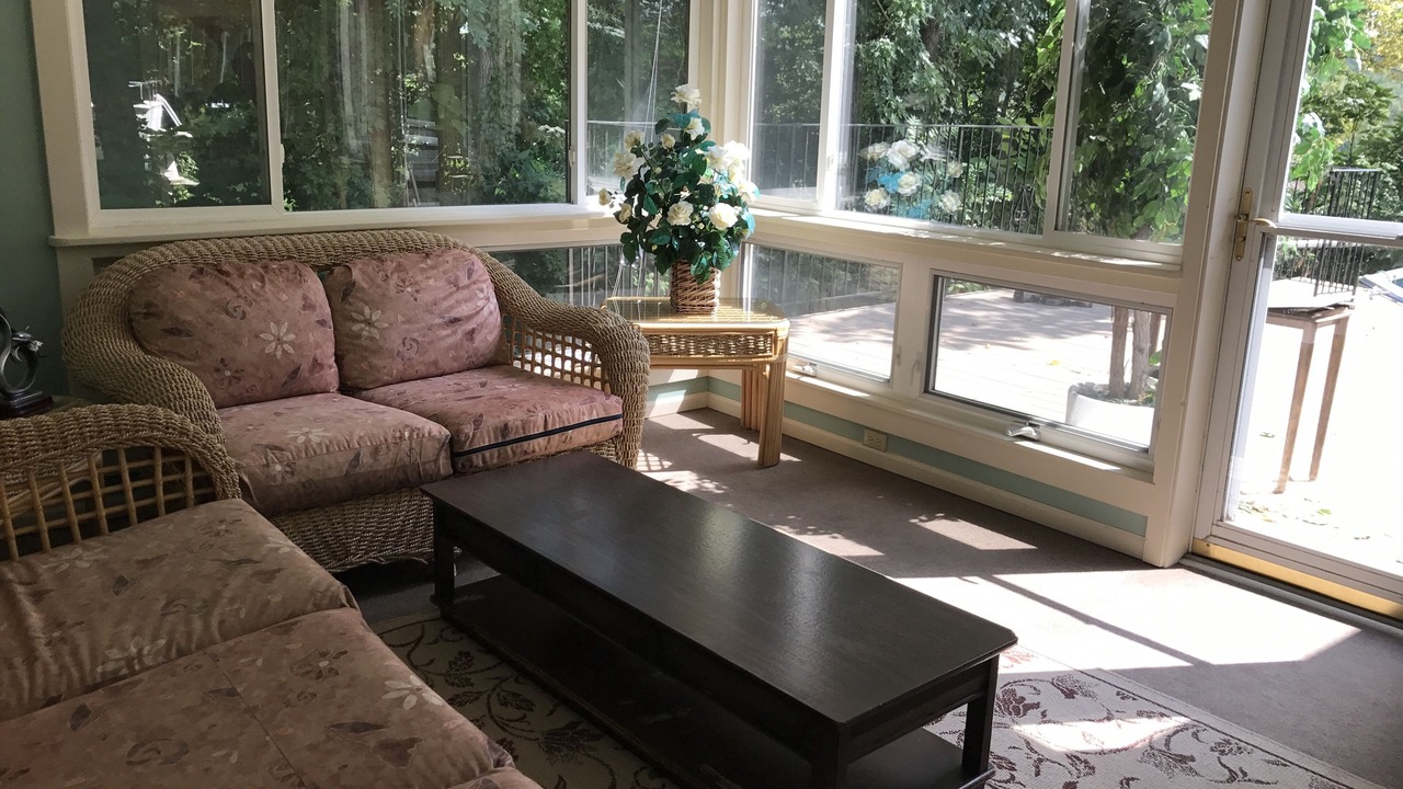 Photo of Livingroom in East Moline