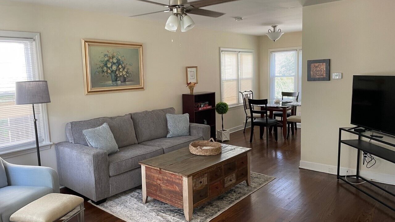 Photo of Livingroom in Libertyville