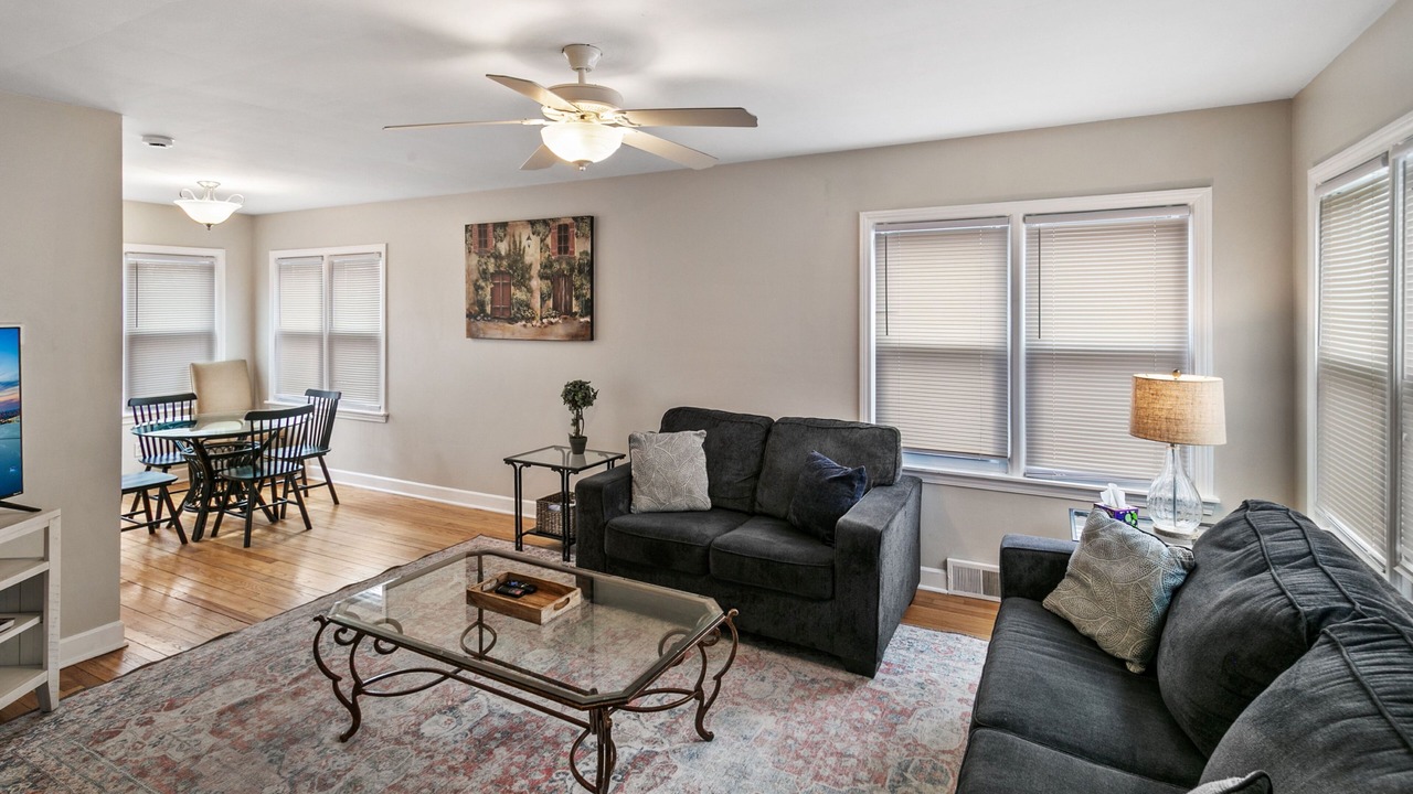 Photo of Livingroom in Libertyville