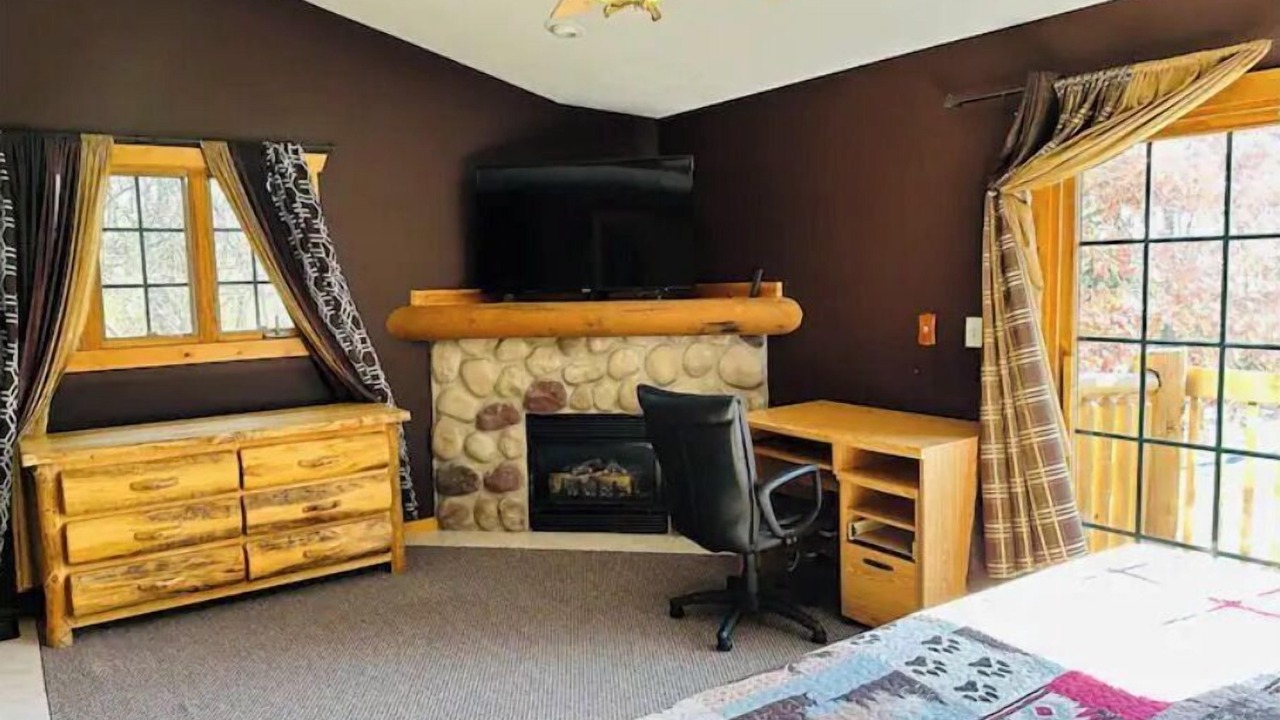Photo of Bedroom in Utica