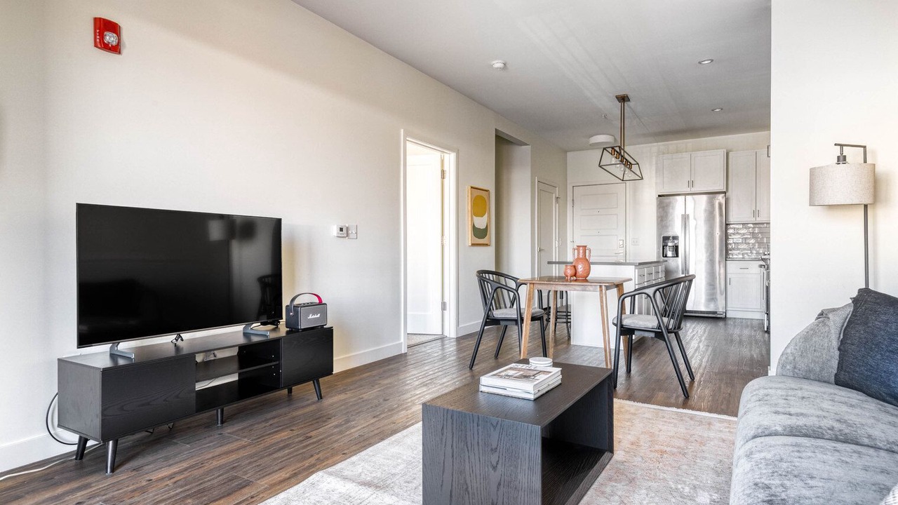 Photo of Livingroom in Elmhurst