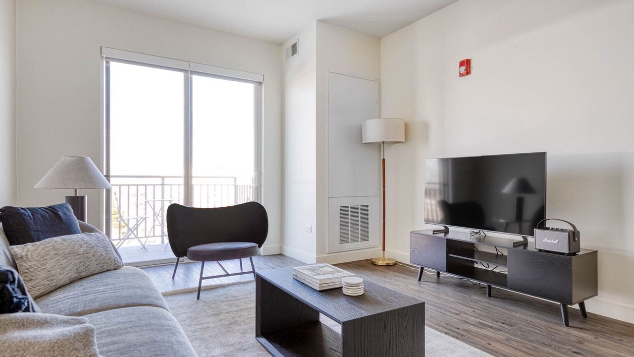 Photo of Livingroom in Elmhurst