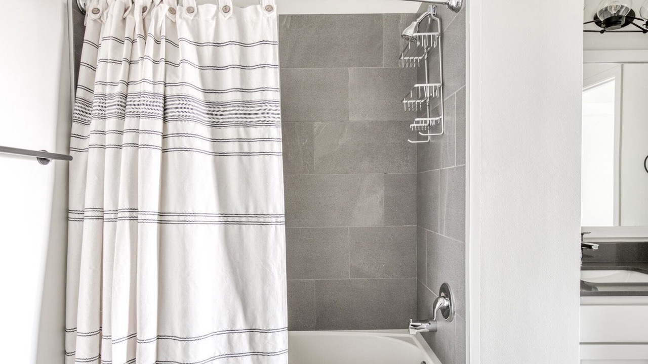Photo of Bathroom in Elmhurst