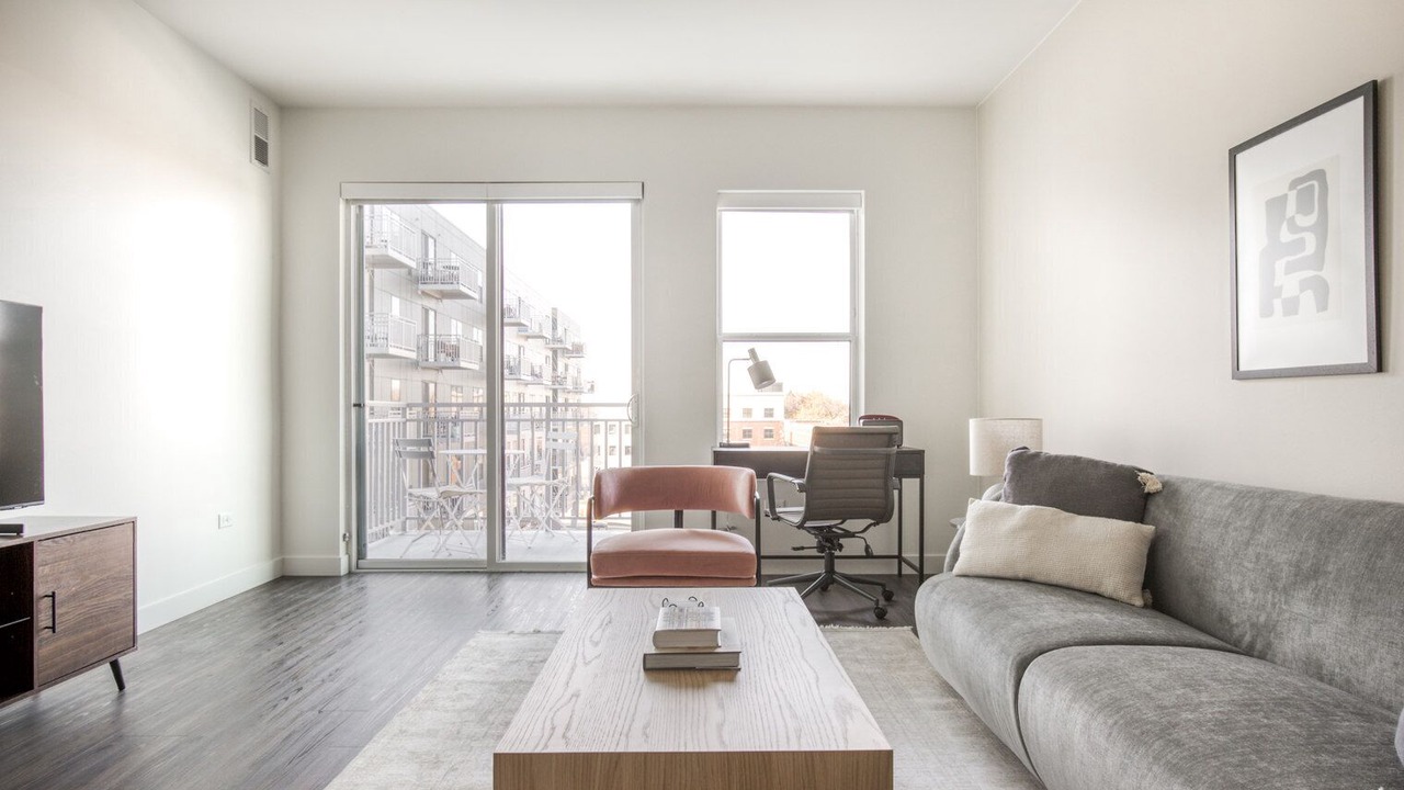 Photo of Livingroom in Elmhurst
