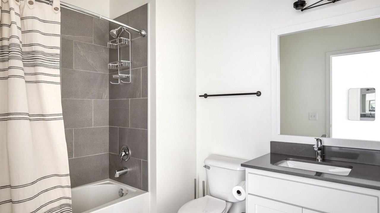 Photo of Bathroom in Elmhurst