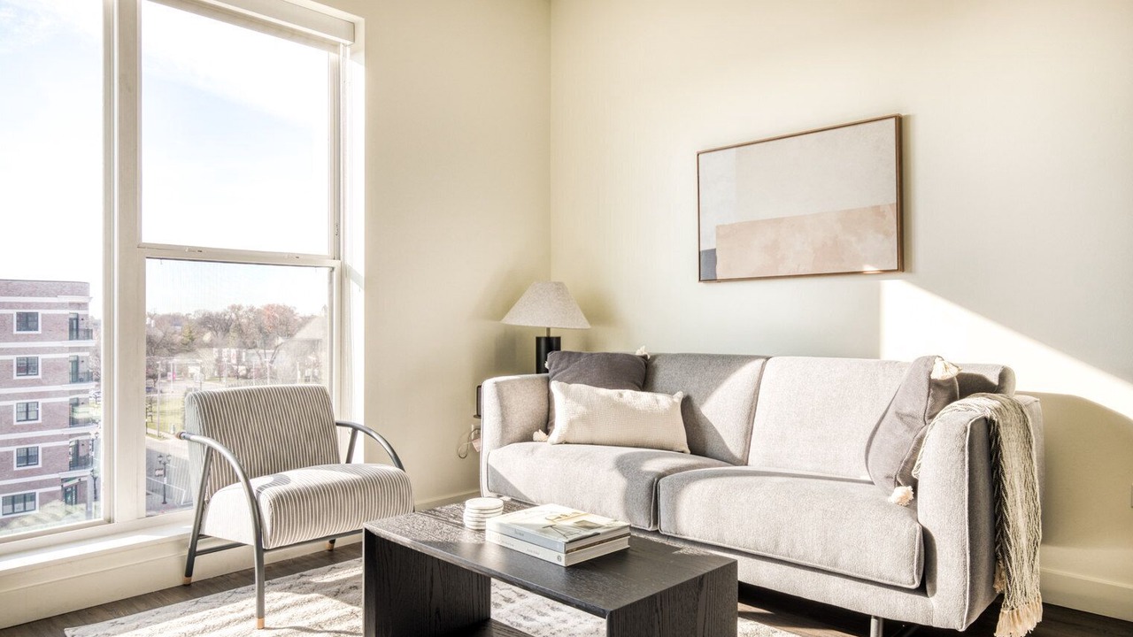 Photo of Livingroom in Elmhurst