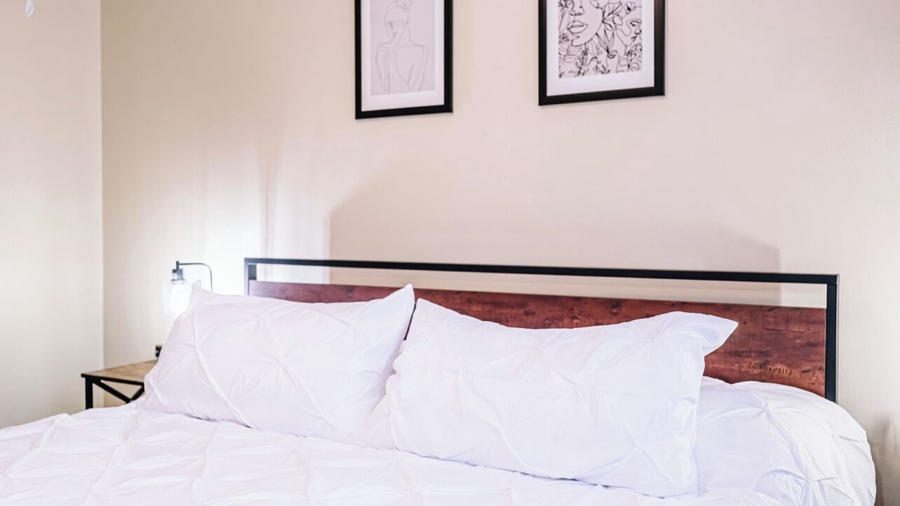 Photo of Bedroom in Hickory Hills
