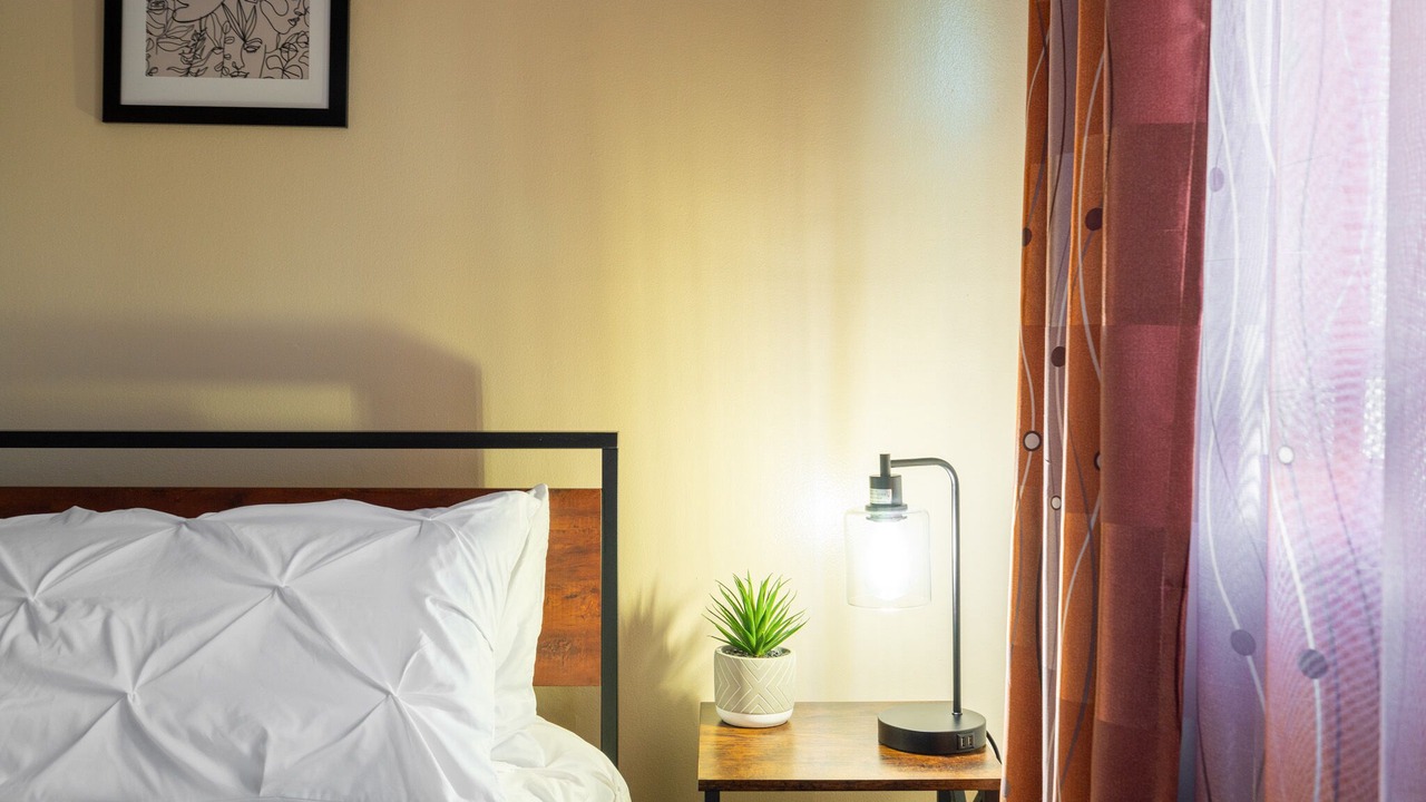 Photo of Bedroom in Hickory Hills