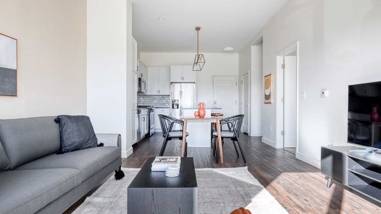 Photo of Livingroom in Elmhurst