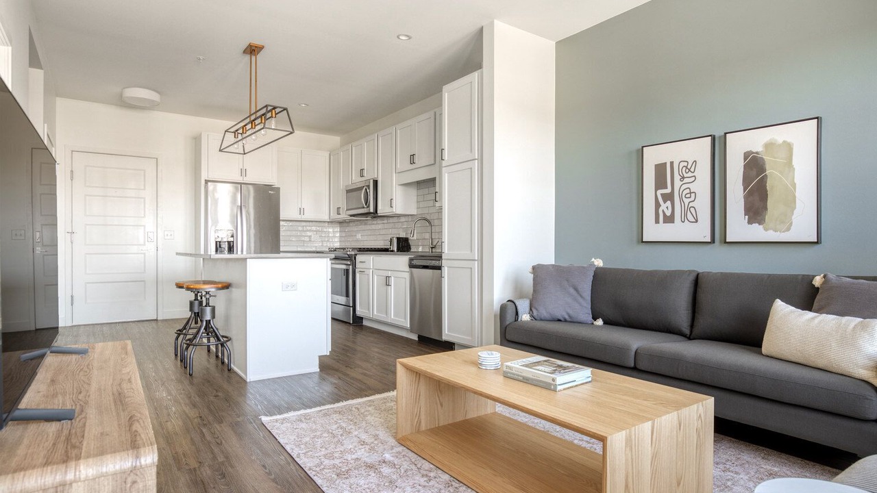 Photo of Livingroom in Elmhurst
