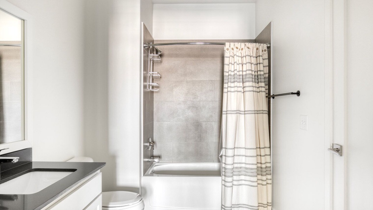Photo of Bathroom in Elmhurst