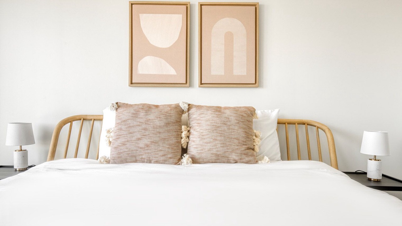 Photo of Bedroom in Elmhurst