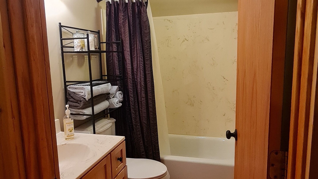 Photo of Bathroom in Putnam