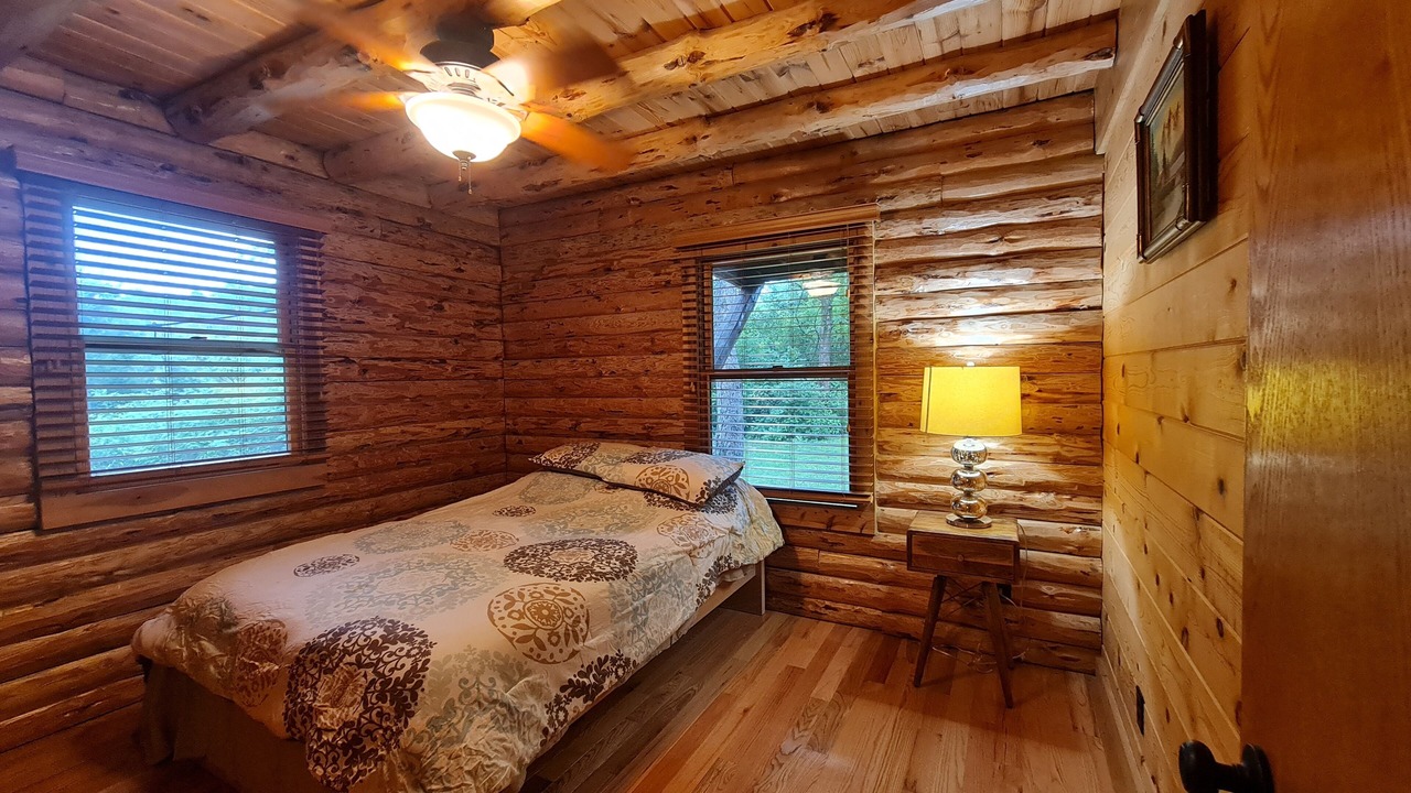 Photo of Bedroom in Putnam
