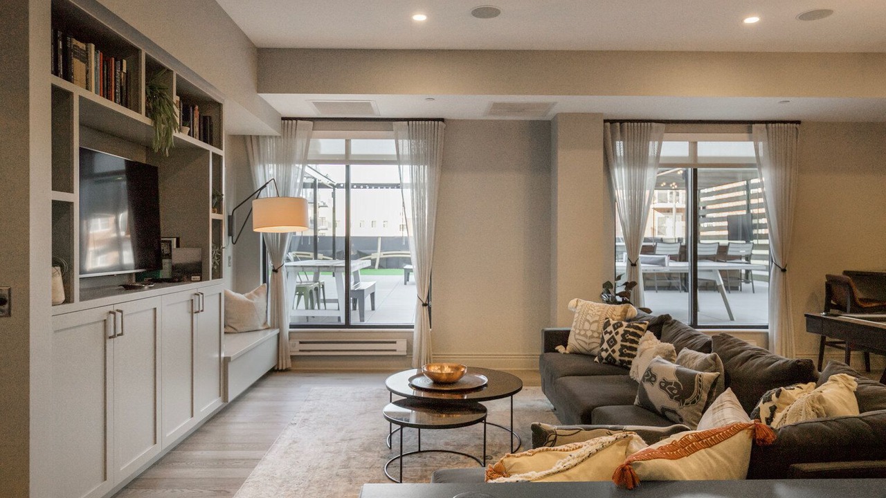 Photo of Livingroom in Elmhurst