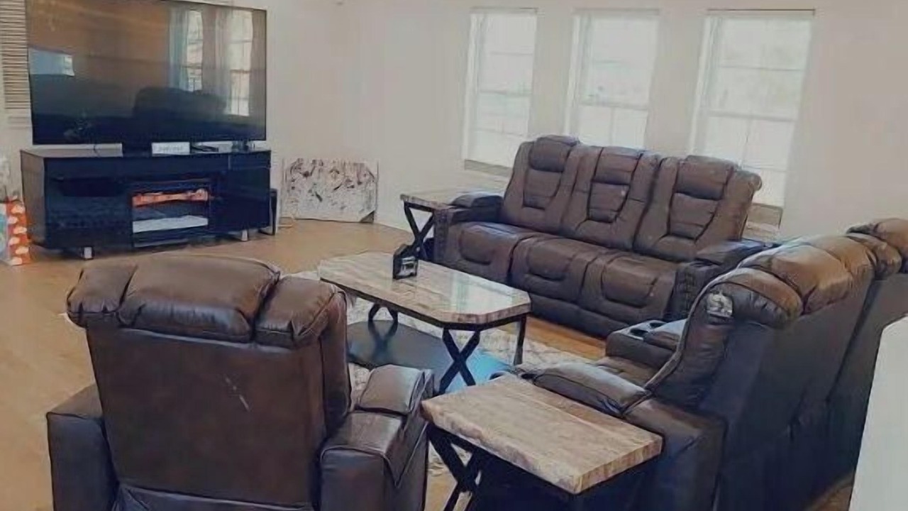 Photo of Livingroom in Oak Lawn