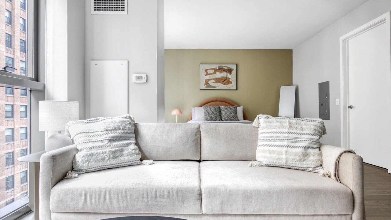 Photo of Livingroom in Downtown Chicago