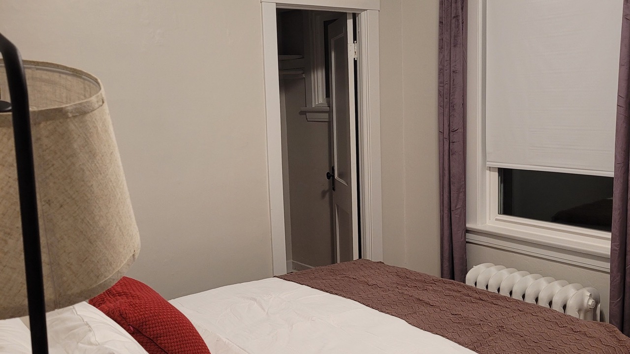 Photo of Bedroom in Oak Park