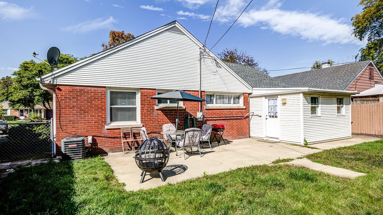 Photo of Outdoor in Forestview
