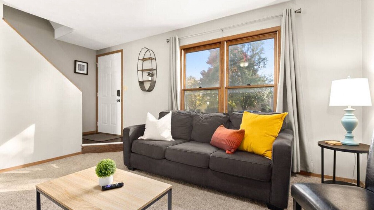 Photo of Livingroom in Bloomington