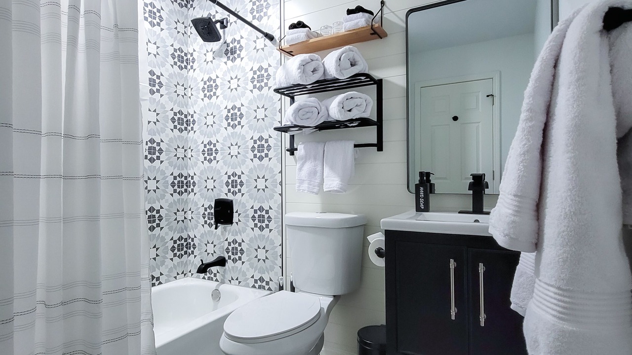 Photo of Bathroom in Wheaton