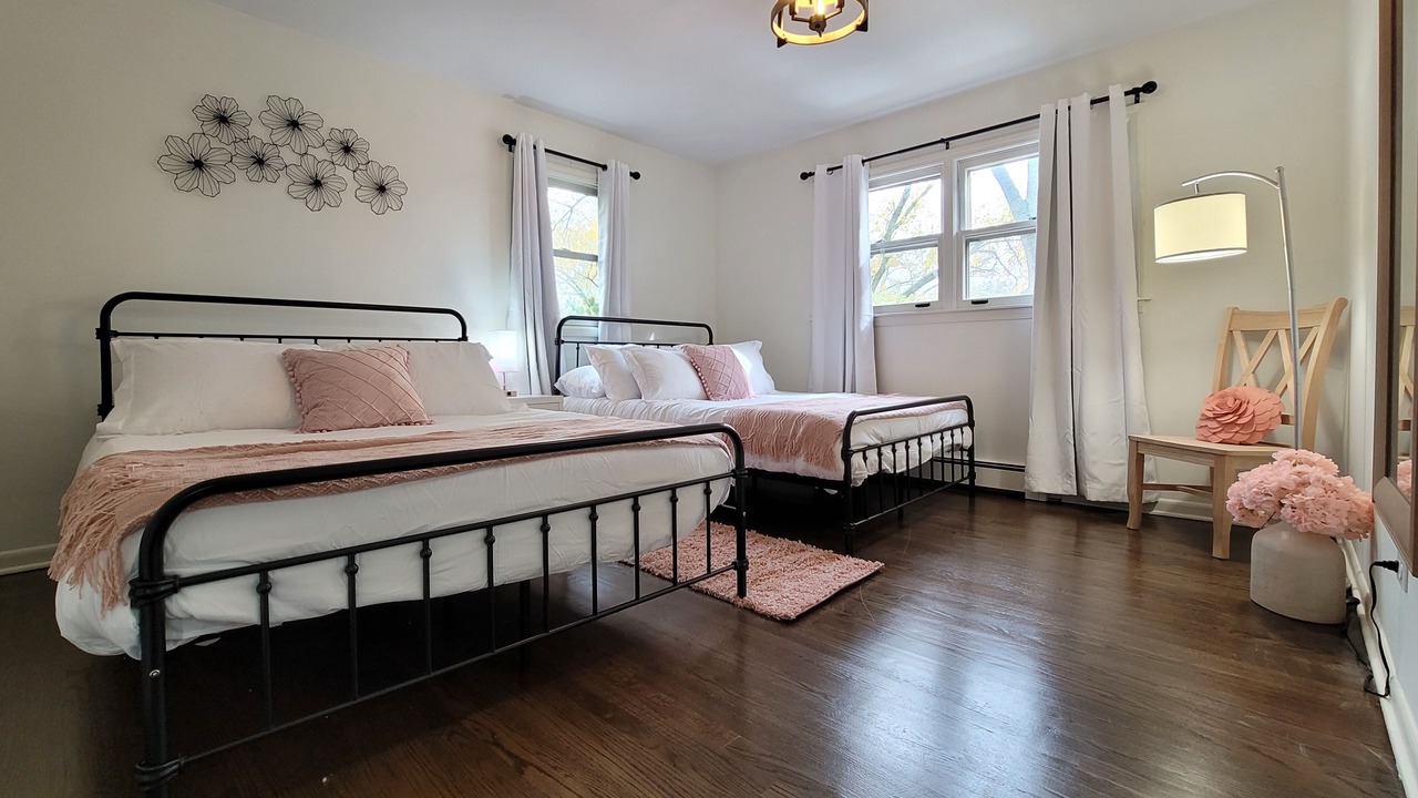 Photo of Bedroom in Wheaton