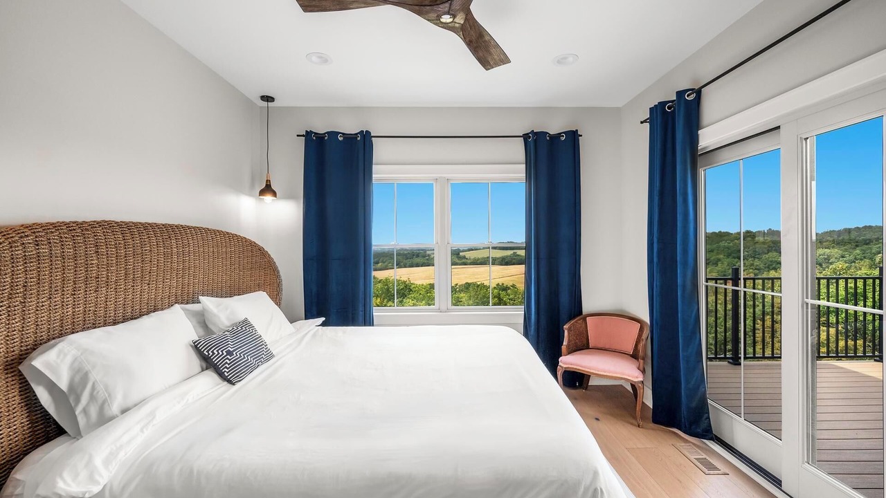 Photo of Bedroom in Elizabeth