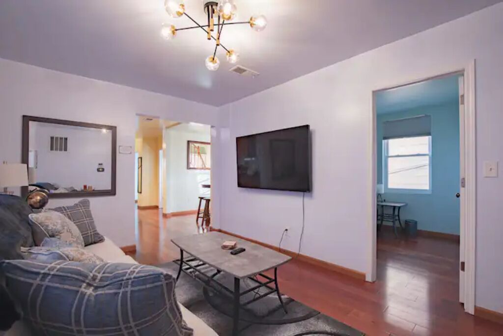 Photo of Livingroom in Ducktown